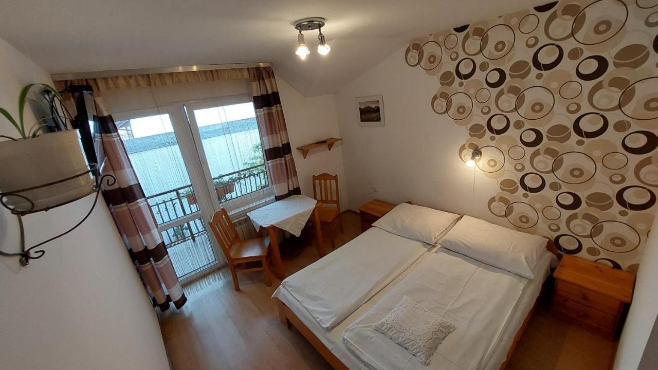 Ferienwohnung Pokoje Do Wynajecia U Lusi Krościenko Zimmer foto