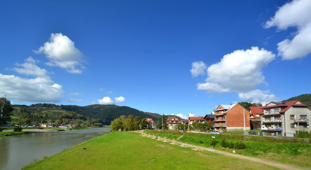 Ferienwohnung Pokoje Do Wynajecia U Lusi Krościenko Exterior foto